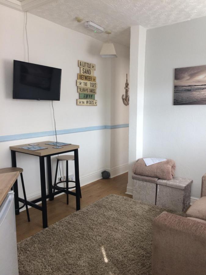 Lovely Little Flat By The Sea In Κλίθορπς Εξωτερικό φωτογραφία